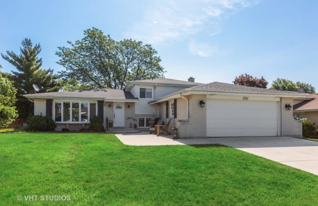 7701 Blackberry Lane - 7701 Blackberry Lane, Willowbrook, IL 60527