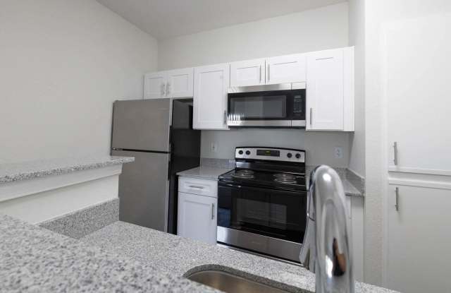 Center Point Apartments Gallery 4