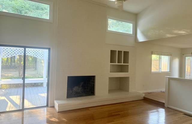8413 Bald Eagle Lane Gallery 3