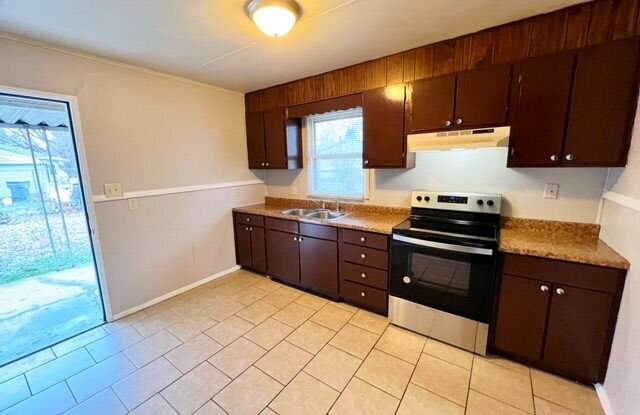 3018 Eagledale Drive Gallery 4
