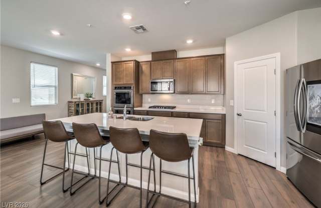 10646 Silver Pond Avenue photos photos