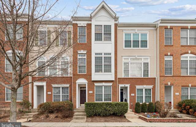 24995 RIDING CENTER DRIVE - 24995 Riding Center Drive, South Riding, VA 20152