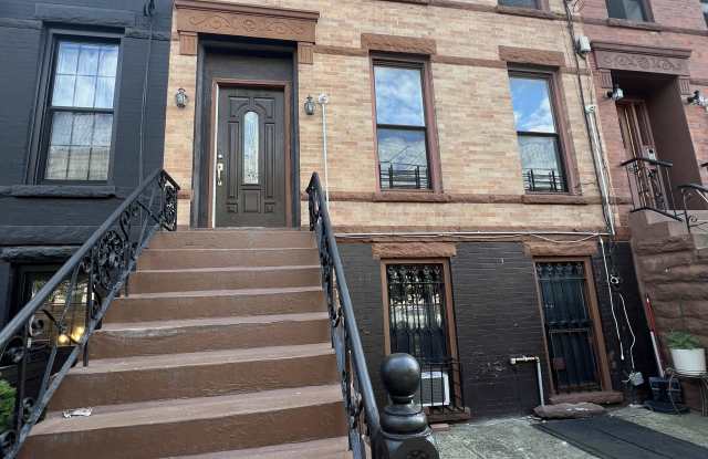 1932 Bergen St photos photos