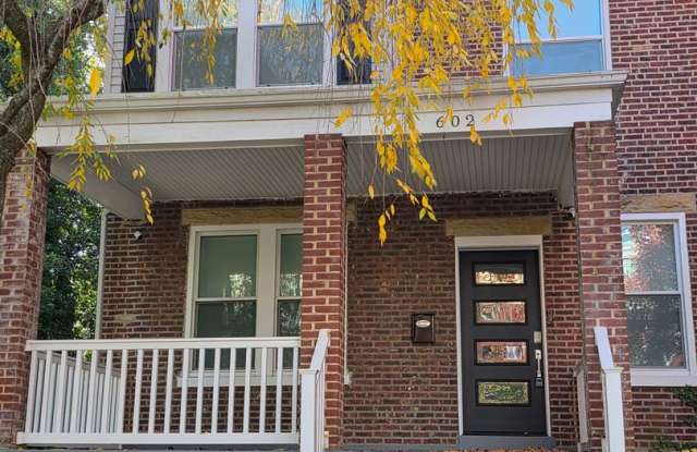 Gorgeous one of a kind 5 bedroom home fully updated - 602 West 19th Street, Wilmington, DE 19802