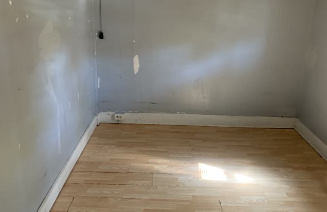 1815 N 9th St photos photos
