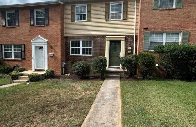 4 SUMMIT GREEN Court - 4 Summit Green Court, Cockeysville, MD 21030 4 SUMMIT GREEN Court - 4 Summit Green Court, Cockeysville, MD 21030