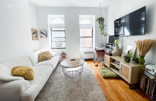 152 Columbus Avenue - 152 Columbus Avenue, New York City, NY 10023