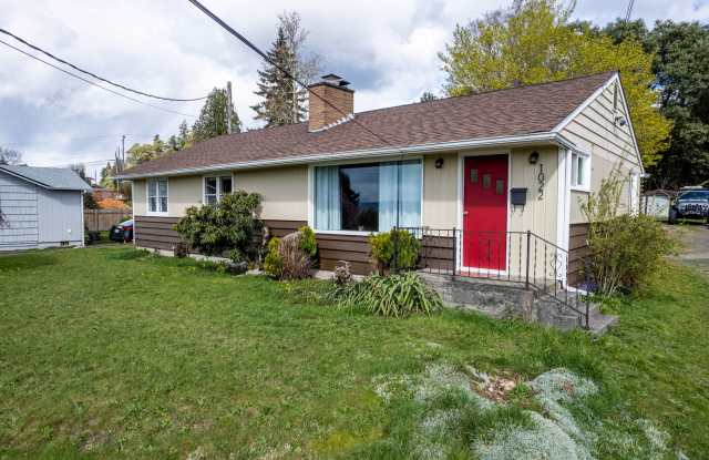 Bremerton Rambler - 1022 Walnut Street, Bremerton, WA 98310