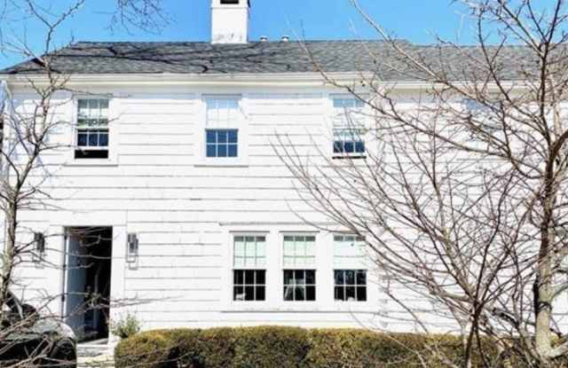 12 Murvon Court - 12 Murvon Court, Westport, CT 06880 12 Murvon Court - 12 Murvon Court, Westport, CT 06880