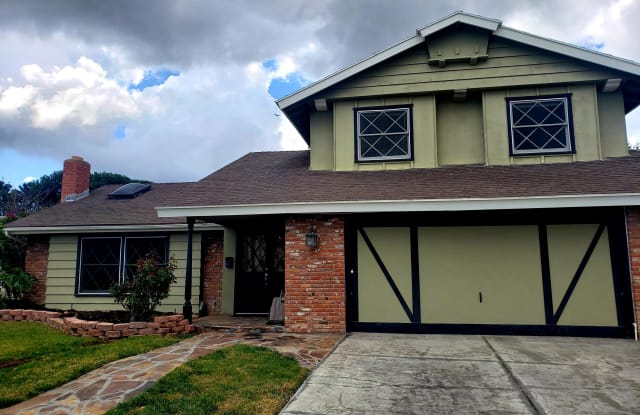 165 Hiram Avenue - 165 Hiram Avenue, Thousand Oaks, CA 91320
