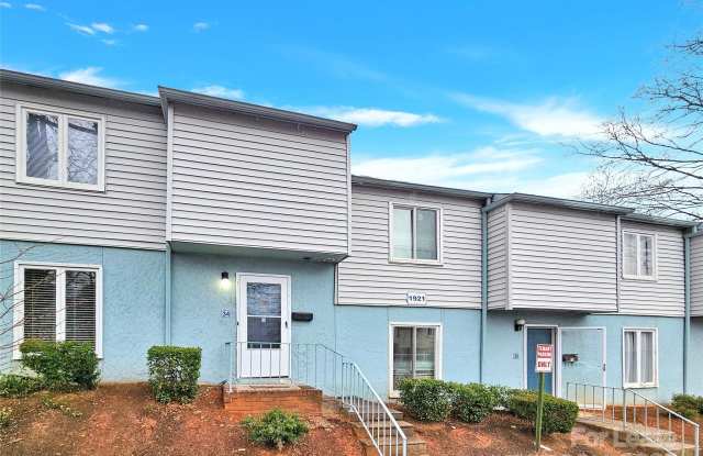 1921 Mereview Court - 1921 Mereview Court, Charlotte, NC 28210