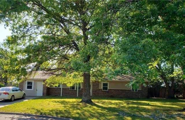2306 Douglas  ST - 2306 Douglas Street, Bentonville, AR 72712