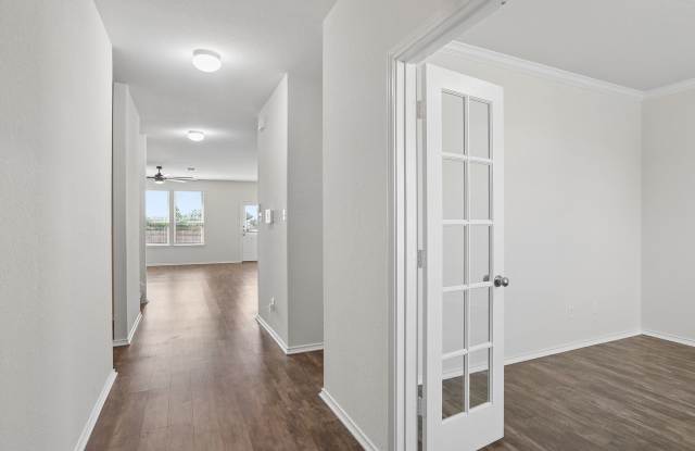 Fresh, Stylish & Ready to Welcome You Home! Gallery 4