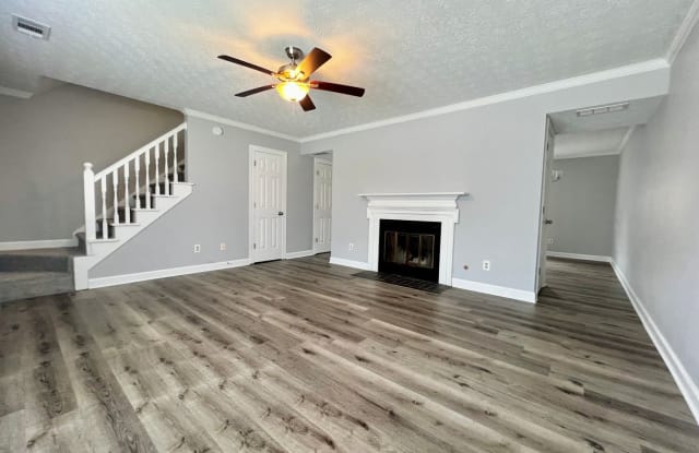 6136 Keswick Row - 6136 Keswick Row, Gwinnett County, GA 30084