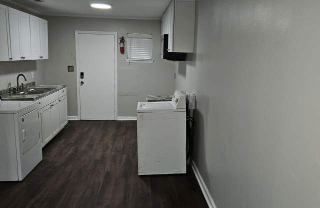 105 King St photos photos