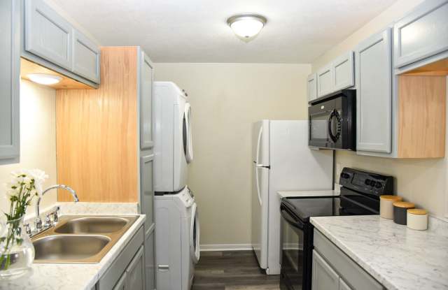 700 Navarro Dr. - C photos photos