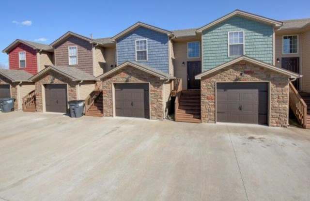 1718-H Thistlewood Dr photos photos