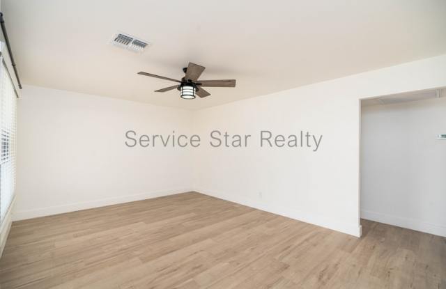 1622 E Bishop Dr Gallery 3