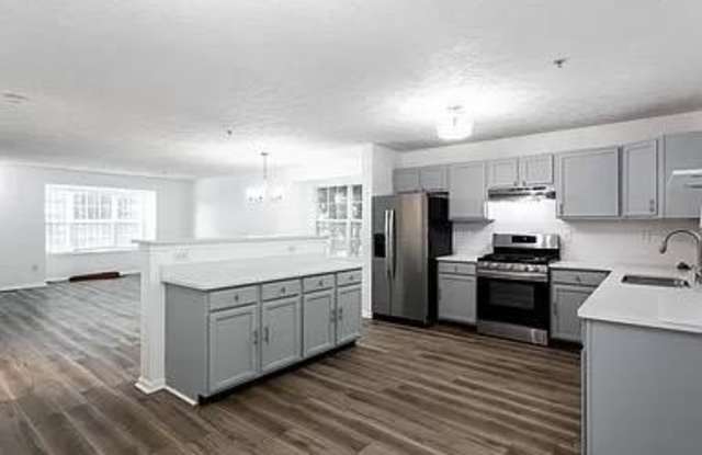 10400 VISTA GARDENS Drive Gallery 4