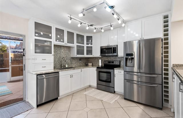 1343 NW 124th Ave - 1343 Northwest 124th Avenue, Pembroke Pines, FL 33026
