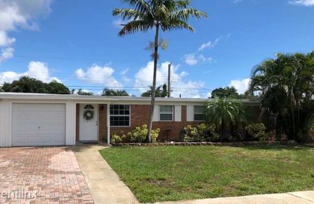 3831 Catalina Dr - 3831 Catalina Road, Cabana Colony, FL 33410