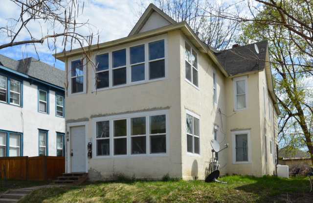 3-Bed 1-Bath Lower Level Unit in Minneapolis - Available Now! photos photos