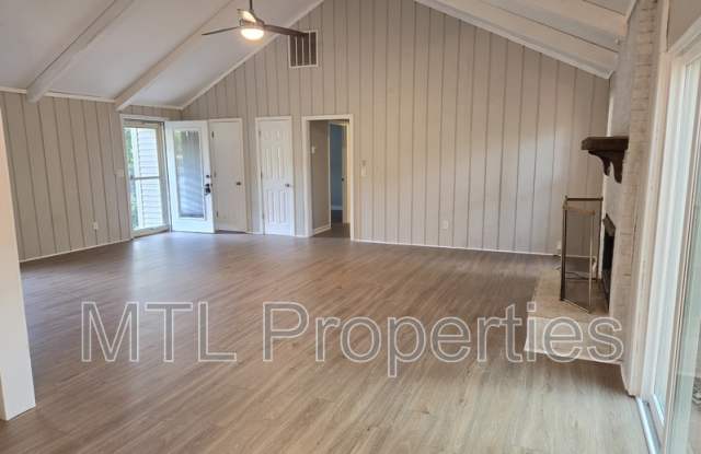 4710 Carving Tree Drive Gallery 4