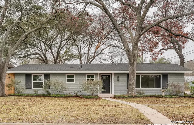 2002 FLAMINGO DR - 2002 Flamingo Street, San Antonio, TX 78209