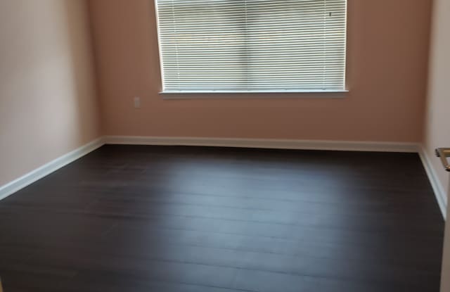 725 Liberty Court Gallery 2