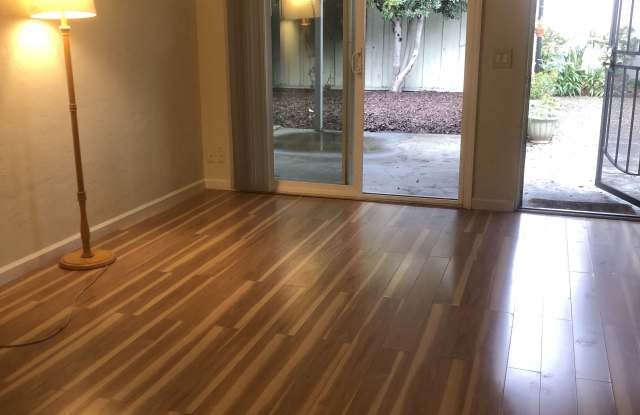 737 Sutter Ave photos photos