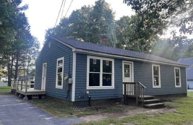 27 Ivanhoe Drive - 27 Ivanhoe Drive, Sagadahoc County, ME 04086