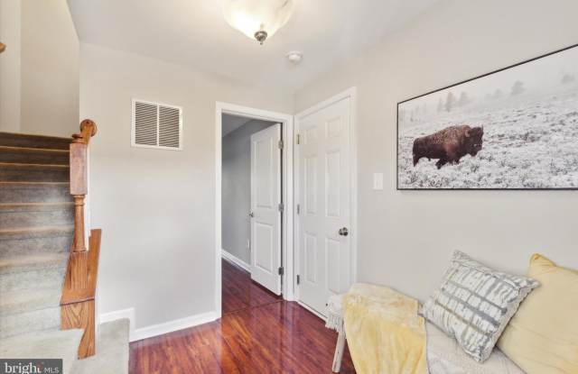 113 RAVEN Court Gallery 2