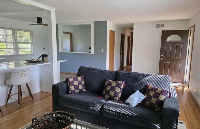 1127 Prestwick Parkway Gallery 3