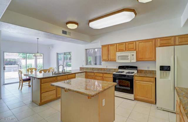 2342 W BINNER Drive Gallery 2