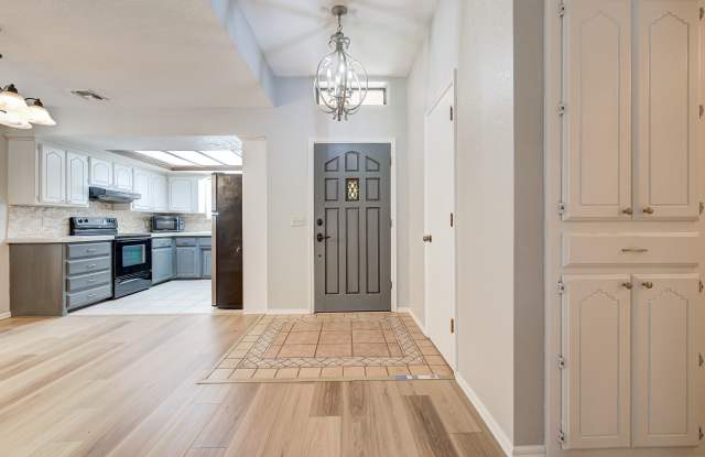 1516 Peach Tree Lane Gallery 3