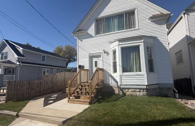 2418 Cleveland Place Gallery 1