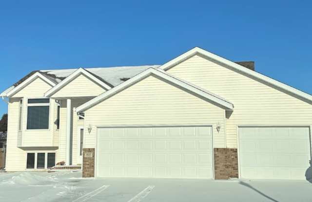 1615 51st St S - 1615 51st Street South, Fargo, ND 58103 1615 51st St S - 1615 51st Street South, Fargo, ND 58103