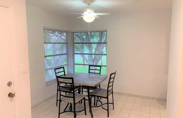 13423 Fishtail Palm Court Gallery 2