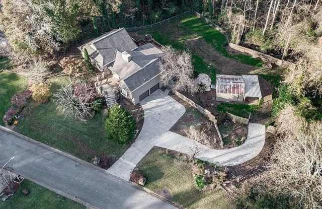 2189 Chartwell Drive Gallery 1