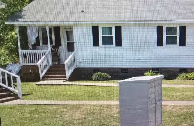 2 bed 1 bath apt close to 5pts photos photos