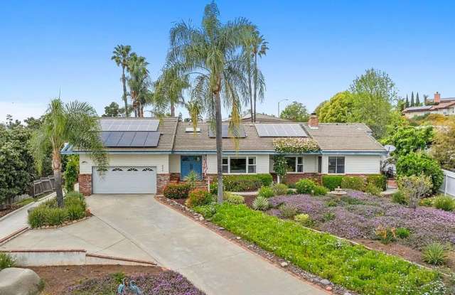 Luxury 3BR Home w/ Pool, Spa, Solar, RV Parking  Fruit Trees – Escondido photos photos