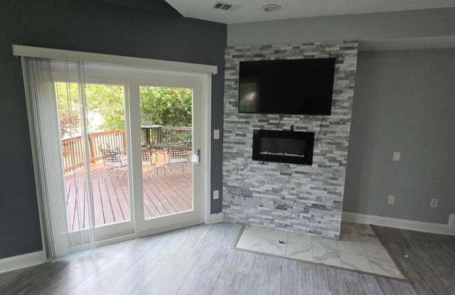 3013 COURTSIDE Road Gallery 2