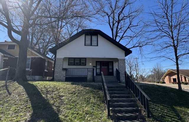 1561 Foster Avenue photos photos