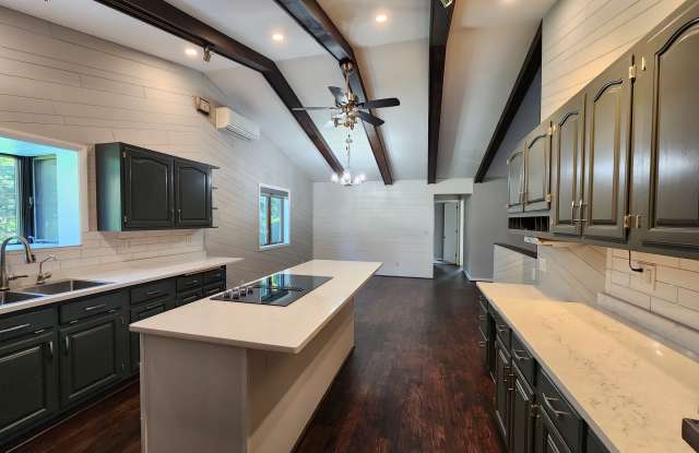 908 South 48th Avenue photos photos