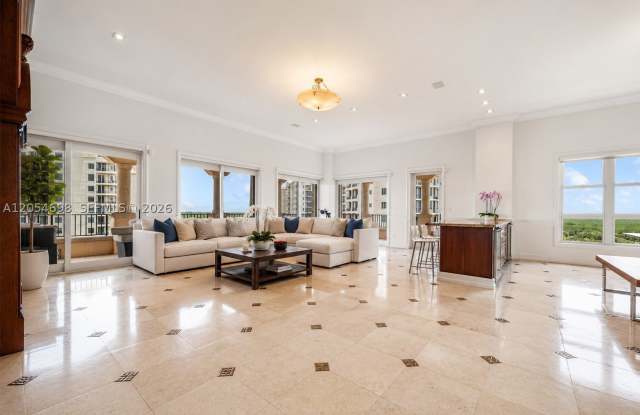 13633 Deering Bay Dr Gallery 2