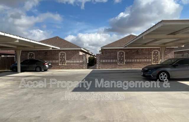 1008 W La Pointe photos photos