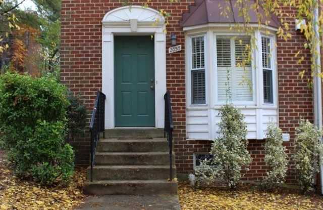 2055 S GLEBE Road photos photos