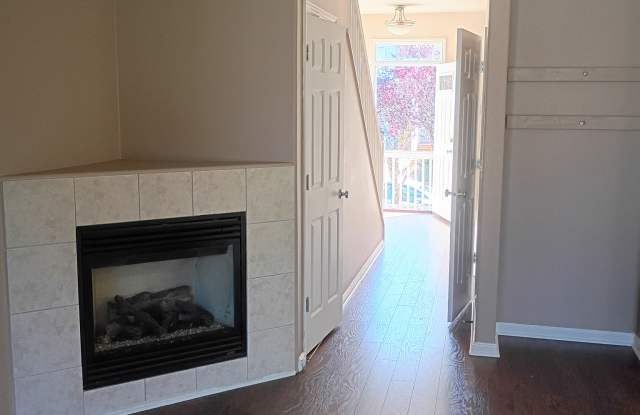 4611 Southeast 20th Terrace Gallery 4