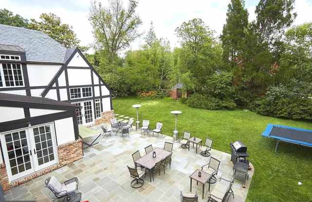 6009 BROOKSIDE DR Gallery 4