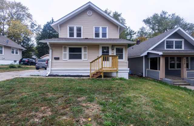 A Great 4BD/1.5BA Single Family Home That Has Been Recently Renovated photos photos